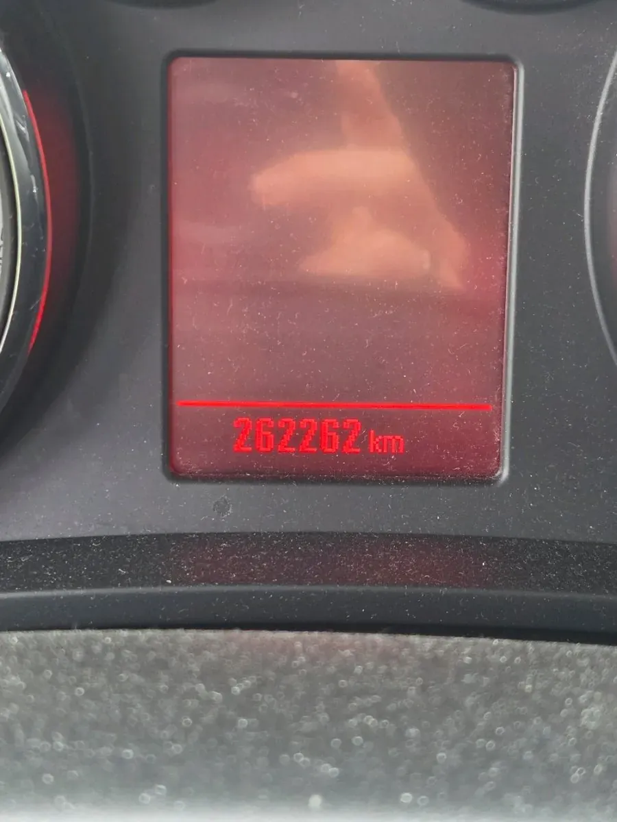Opel Zafira 2013 photo 3