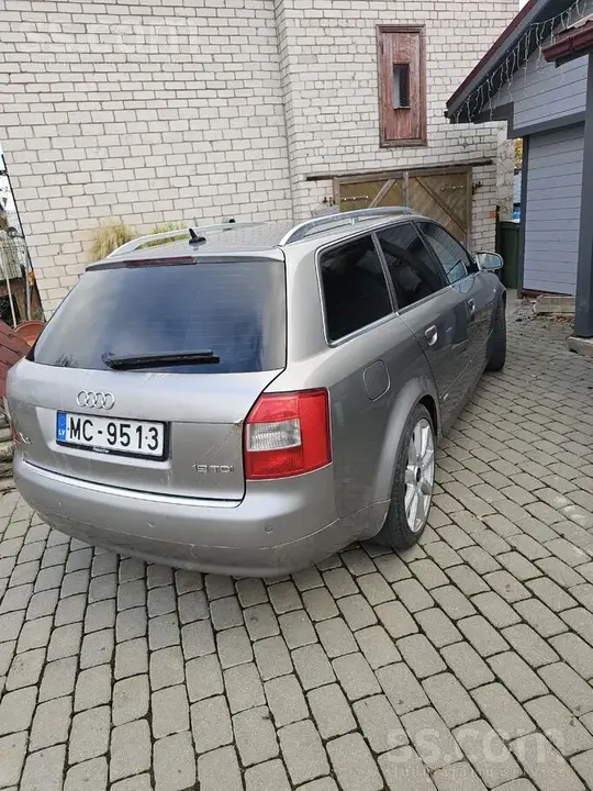 Audi A4 2003 photo 4