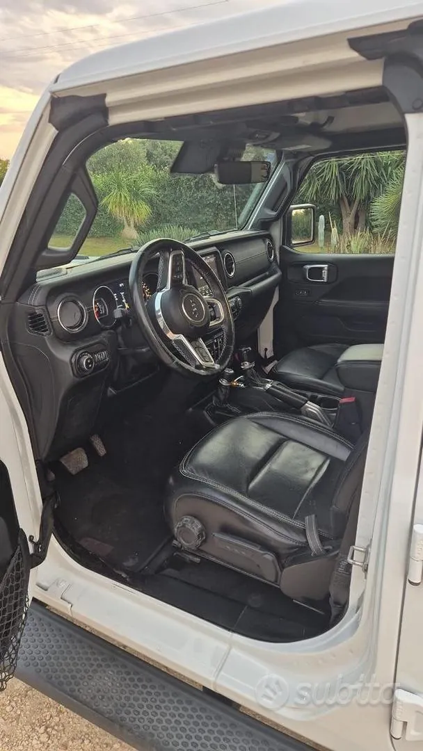 Jeep Wrangler 2020 photo 5