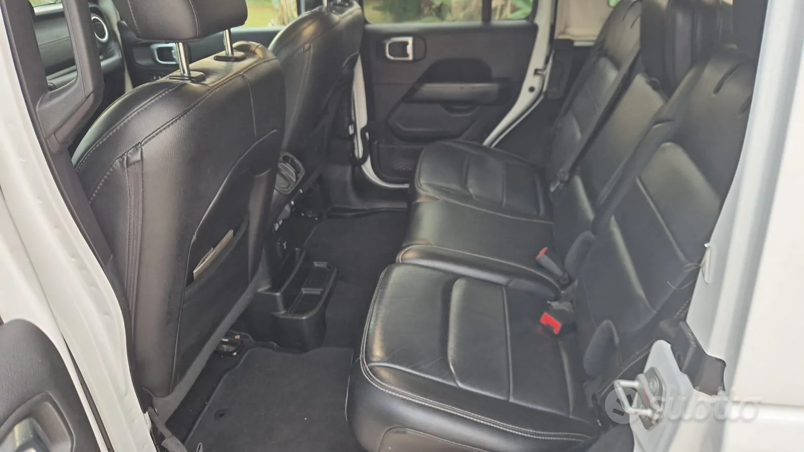 Jeep Wrangler 2020 photo 4