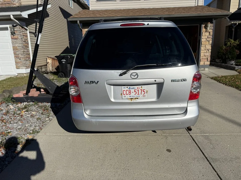 Mazda Mpv 2005 photo 4