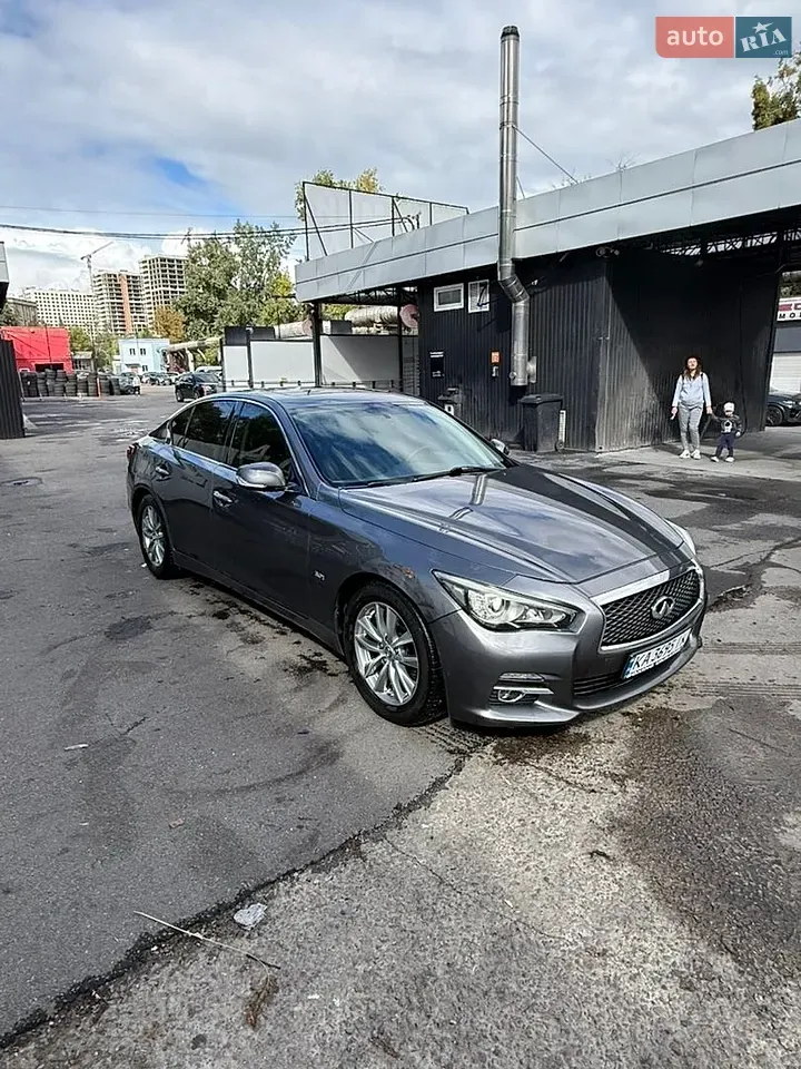 Infiniti Q50 2016 photo 2