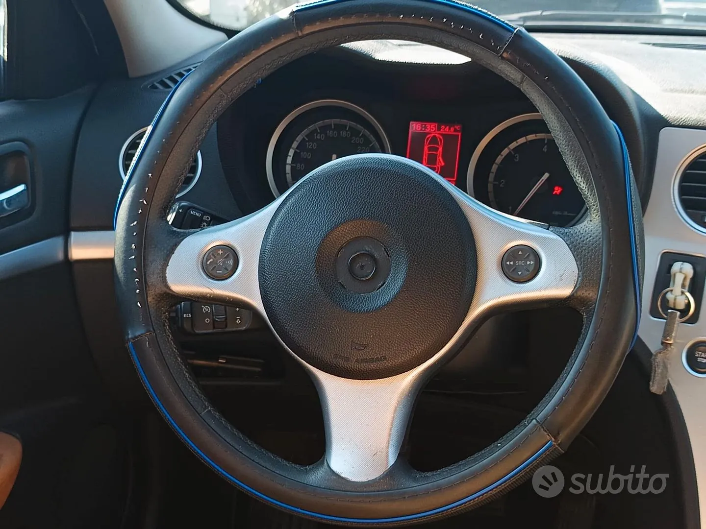 Alfa Romeo 159 2008 photo 4