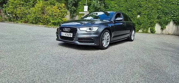 Audi A6 2012 photo 2