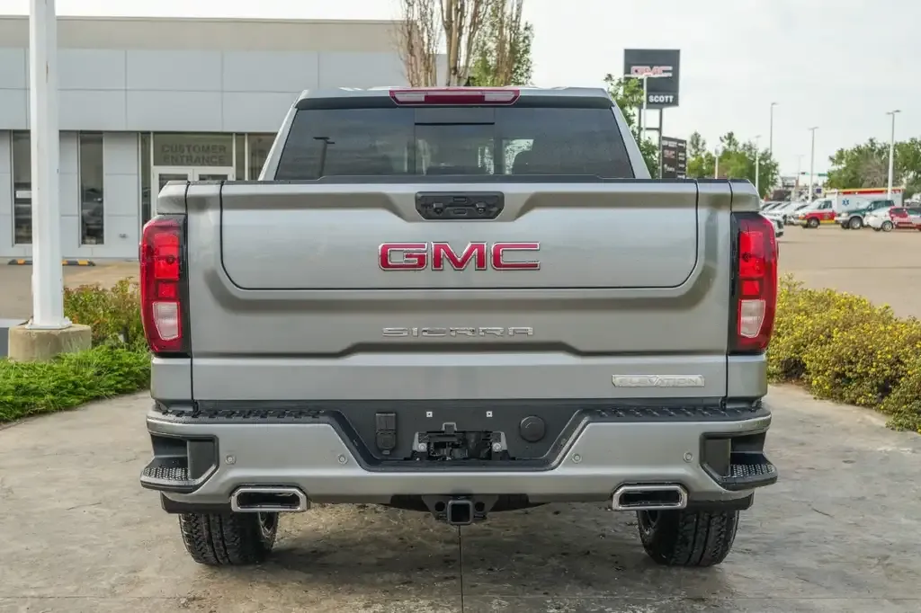 GMC Sierra 1500 2026 photo 3