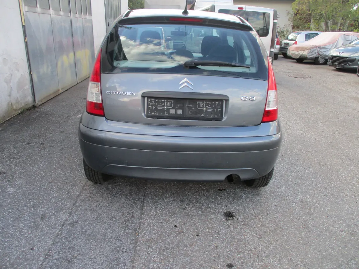 Citroen C3 2010 photo 3