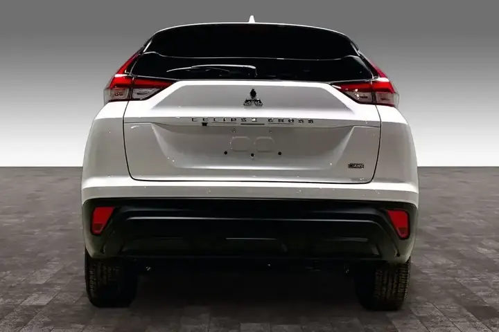 Mitsubishi Eclipse Cross 2026 photo 4