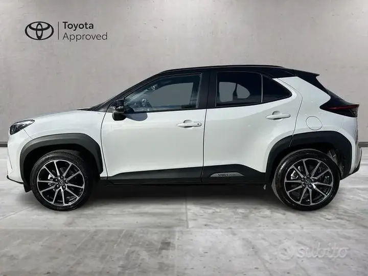 Toyota Yaris Cross 2023 photo 3
