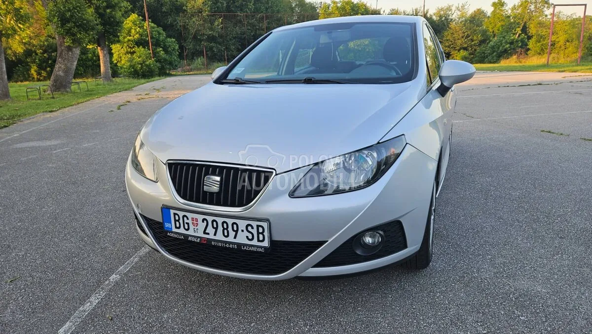Seat Ibiza 2012 photo 2