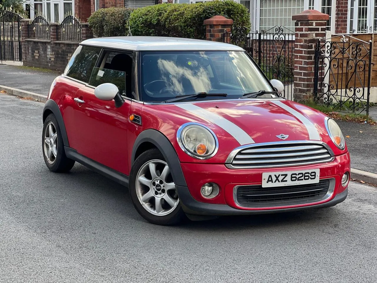 Mini Cooper 2010 photo 2