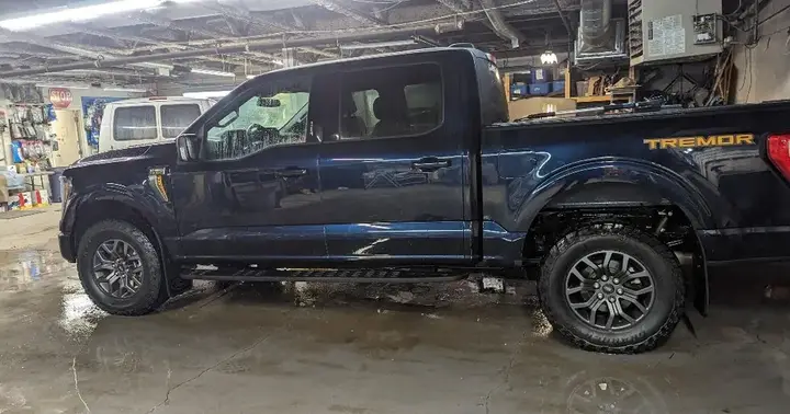 Ford F-150 2022 photo 2