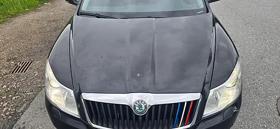 Skoda Octavia 2010 photo 3