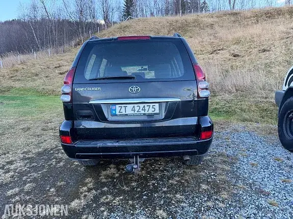 Toyota Land Cruiser 2006 photo 5