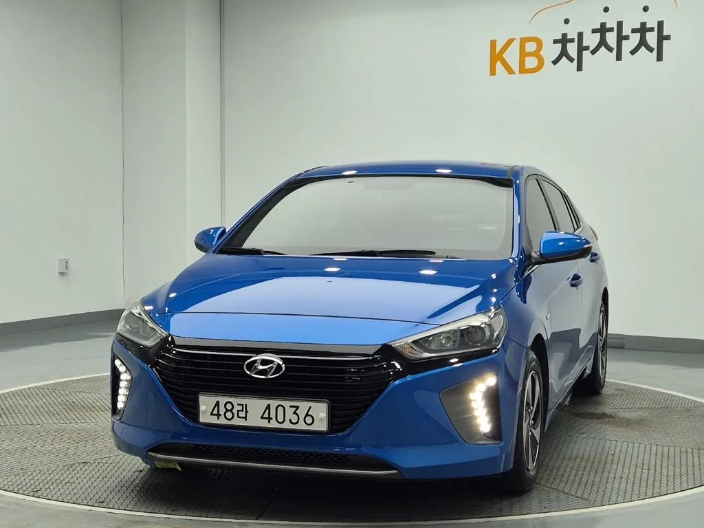Hyundai Ioniq