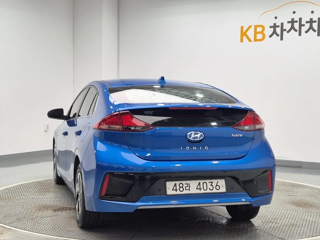 Hyundai Ioniq 2018 photo 2