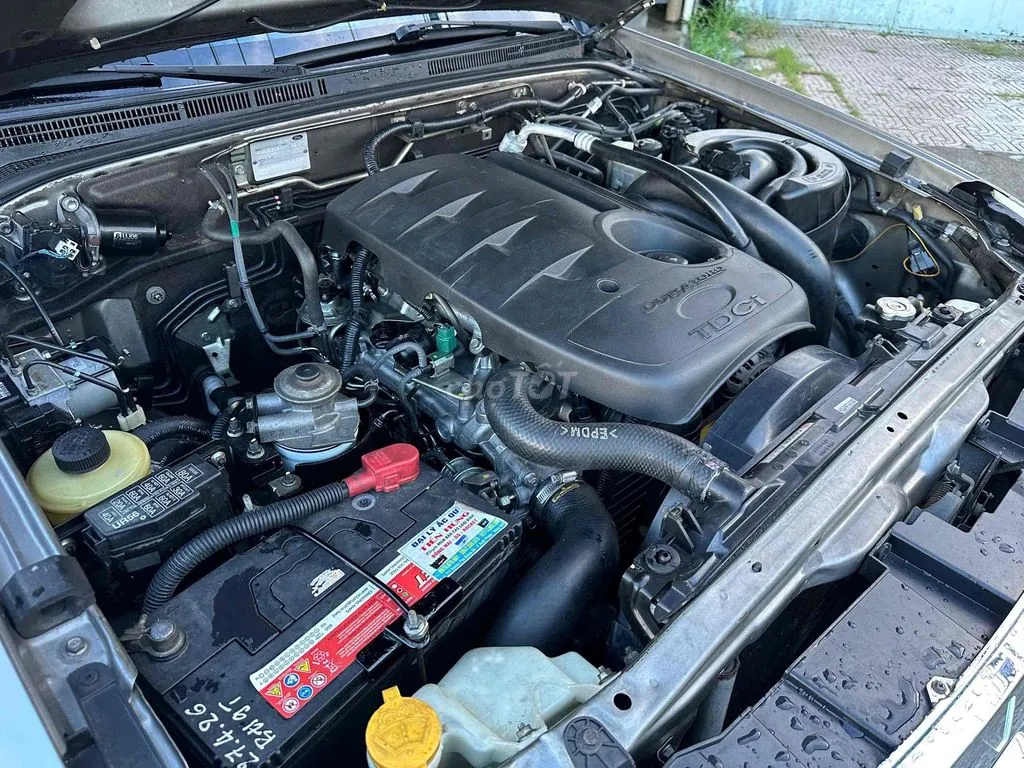 Ford Everest 2012 photo 4