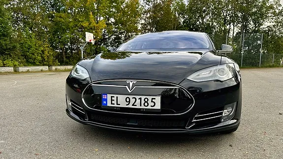Tesla Model S 2016 photo 3
