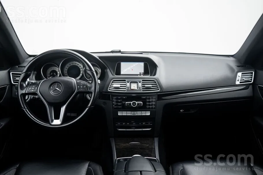 Mercedes-Benz E220 2014 photo 2
