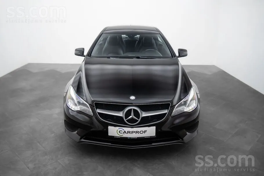 Mercedes-Benz E220 2014 photo 4