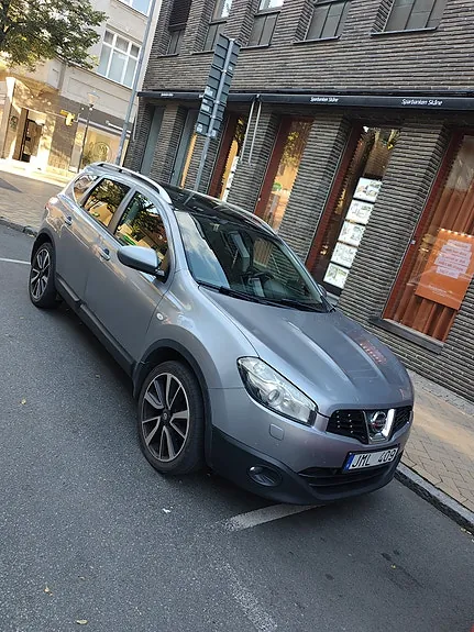 Nissan Qashqai+2 2010 photo 2