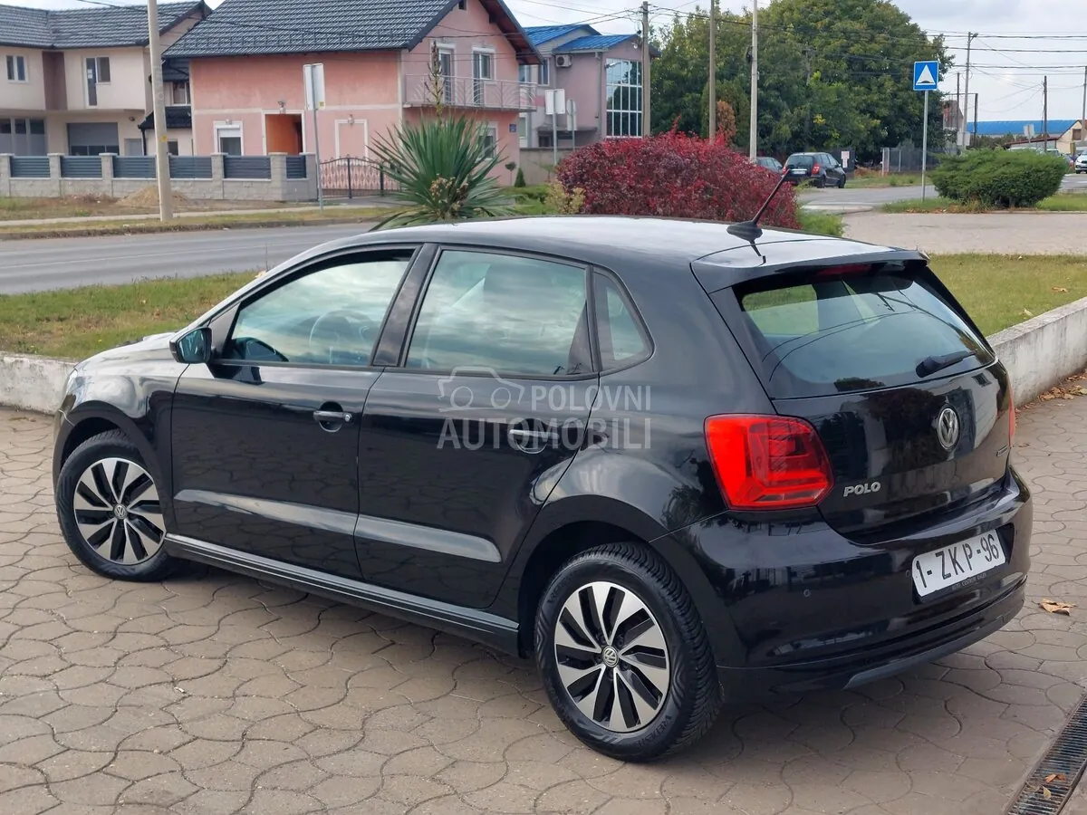 Volkswagen Polo 2015 photo 5