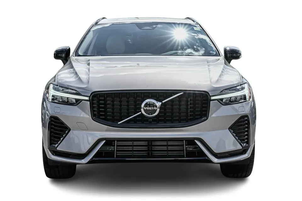 Volvo Xc60 2025 photo 2
