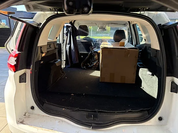 Renault Grand Scenic Iv 2017 photo 5