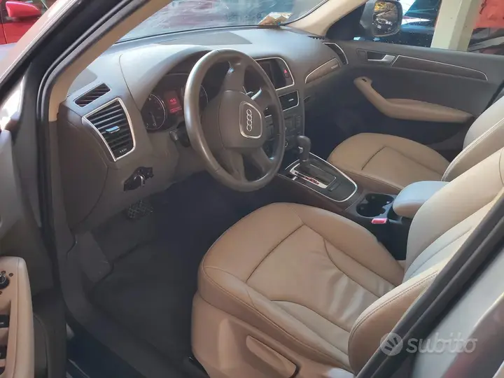 Audi Q5 2010 photo 5