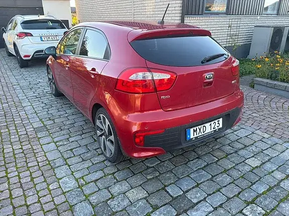 Kia Rio 2016 photo 2