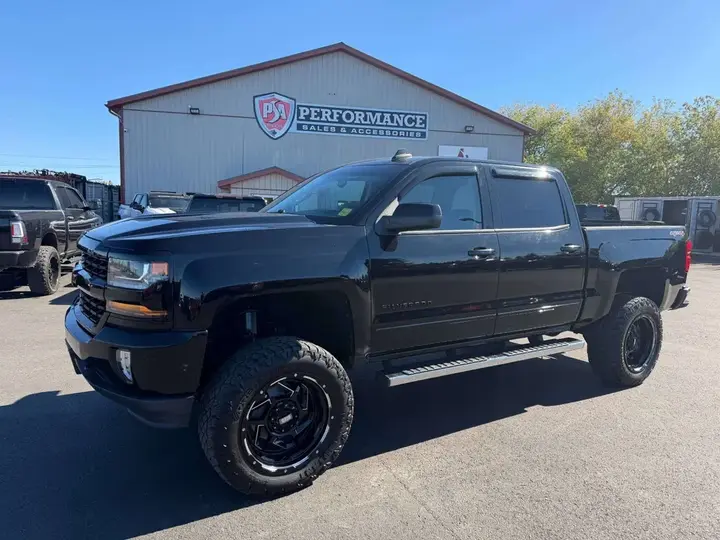 Chevrolet Silverado 1500 2017 photo 3