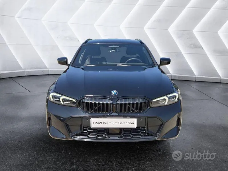 BMW 3 Series 2025 photo 2