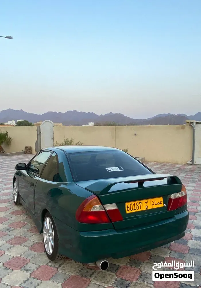 Mitsubishi Lancer 2000 photo 2