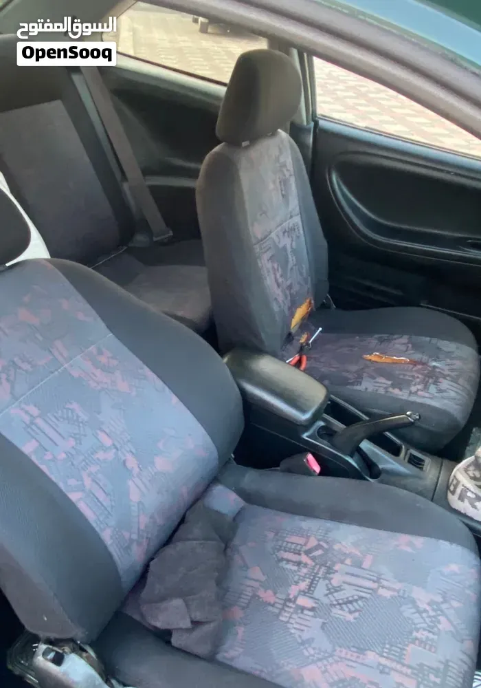 Mitsubishi Lancer 2000 photo 4