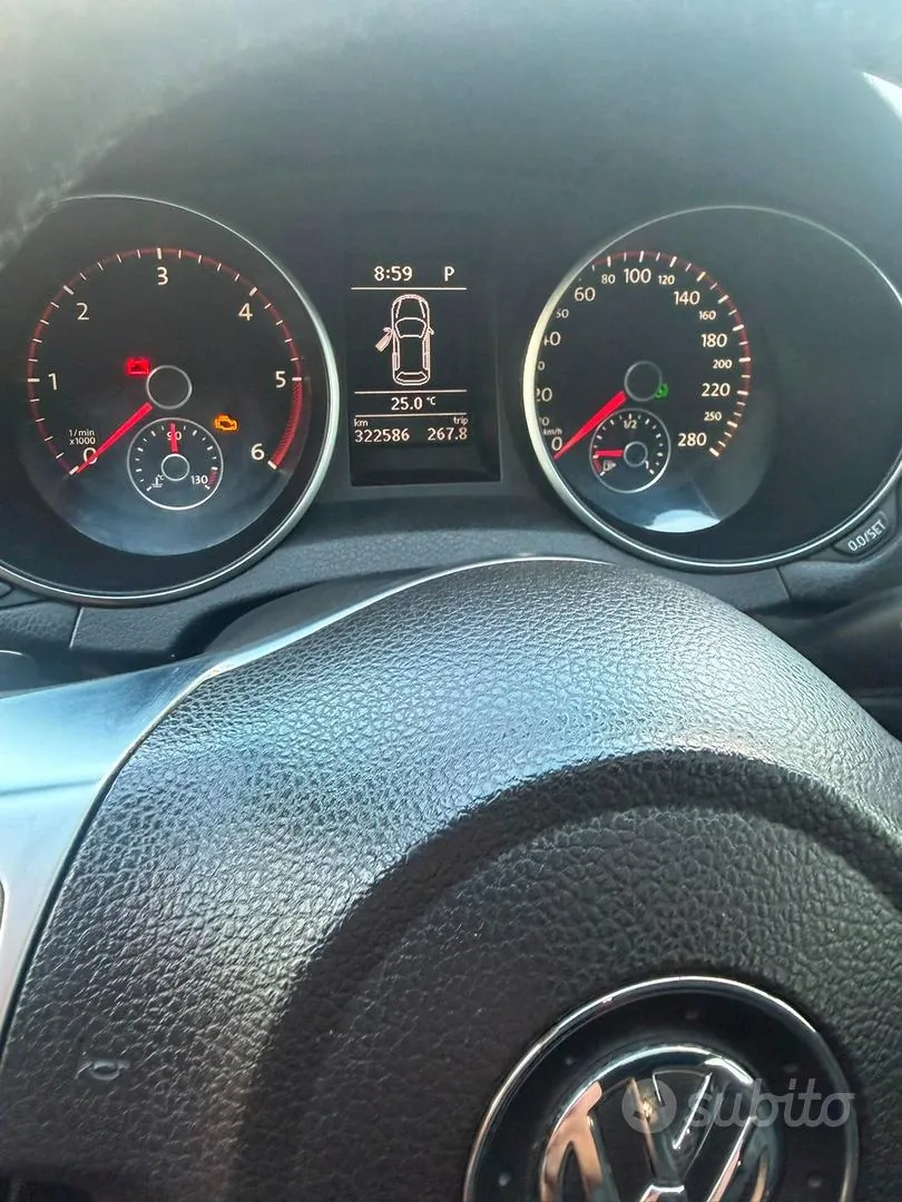 Volkswagen Golf 2011 photo 4
