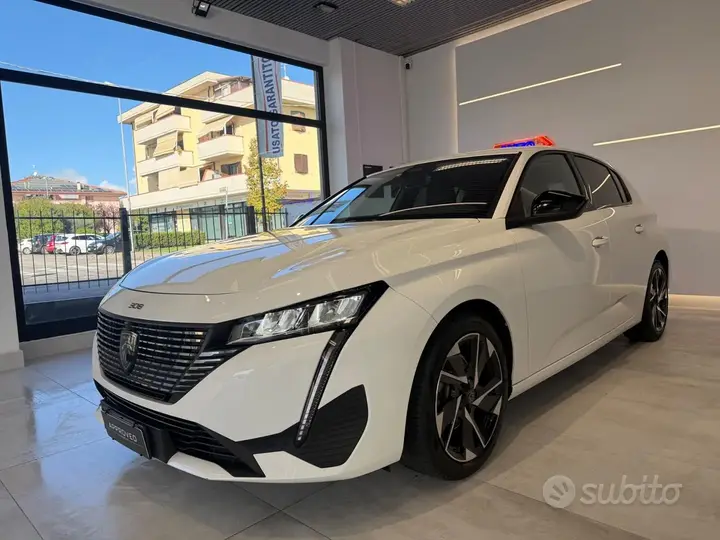 Peugeot 308 2022 photo 3
