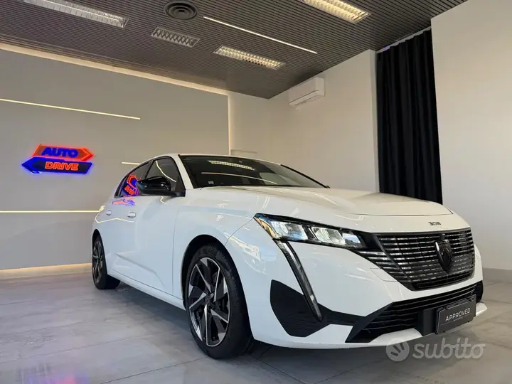 Peugeot 308 2022 photo 4