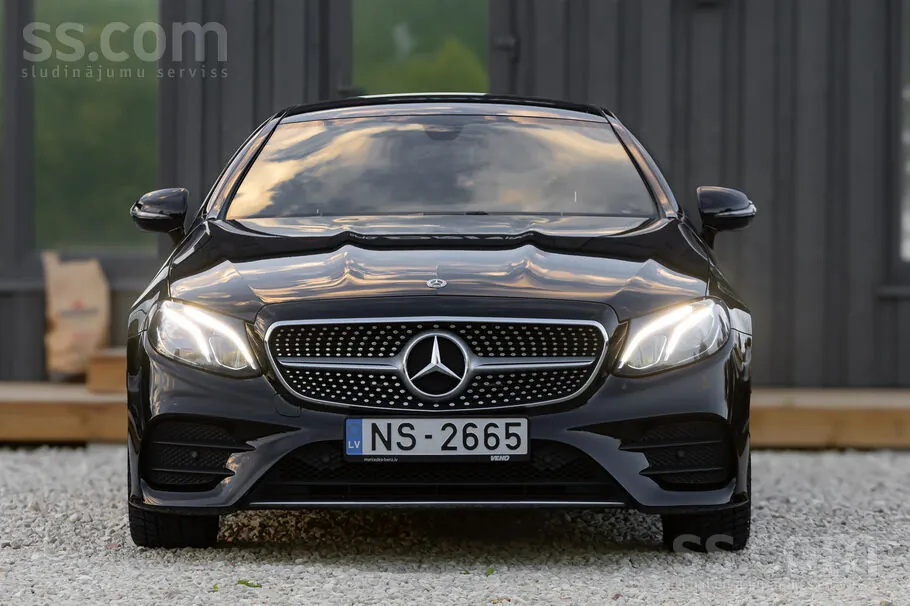 Mercedes-Benz E 300 2020 photo 3