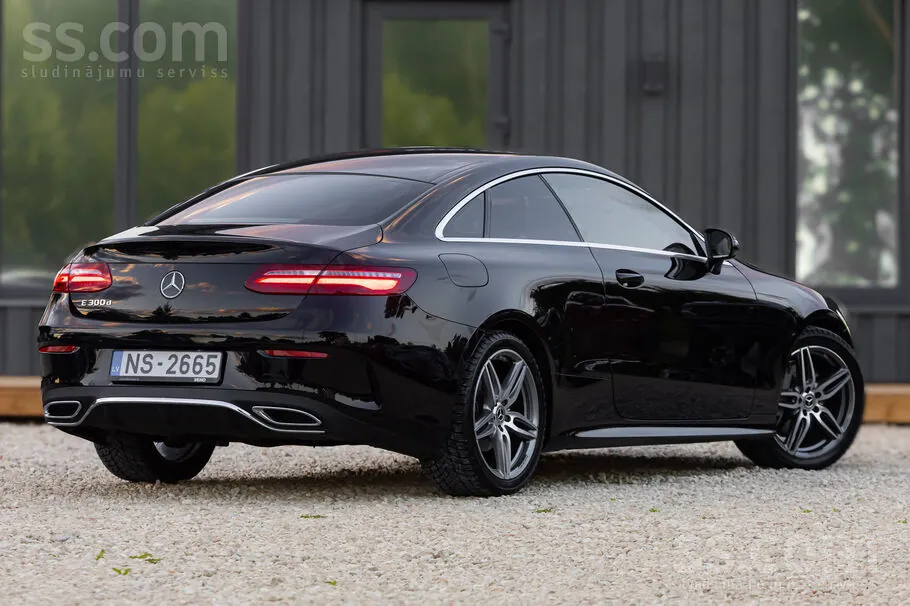 Mercedes-Benz E 300 2020 photo 4