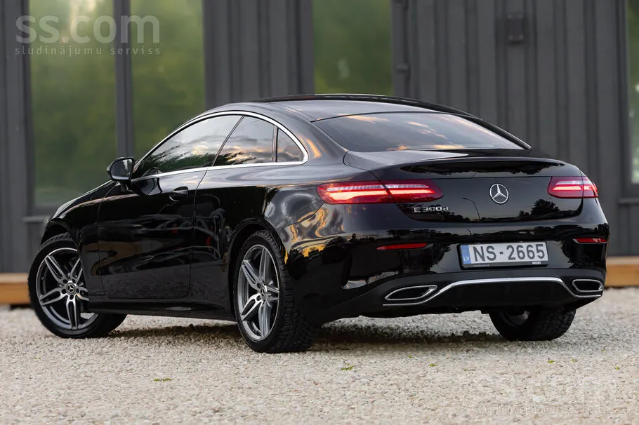 Mercedes-Benz E 300 2020 photo 5