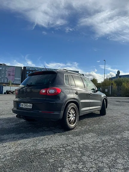Volkswagen Tiguan 2008 photo 3