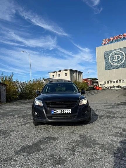 Volkswagen Tiguan 2008 photo 2