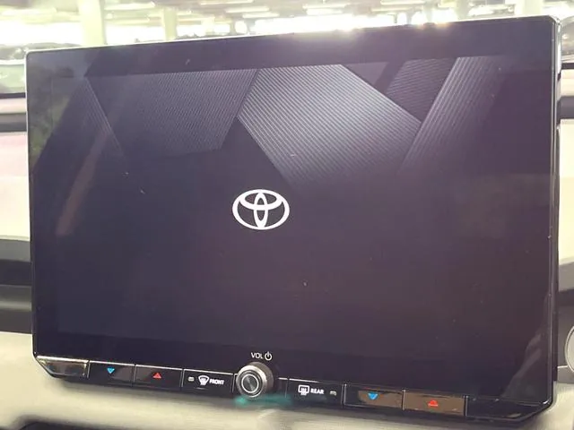 Toyota Rav4 2026 photo 4