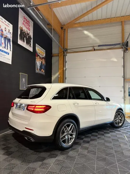 Mercedes-Benz Glc 2019 photo 2