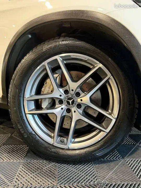 Mercedes-Benz Glc 2019 photo 5