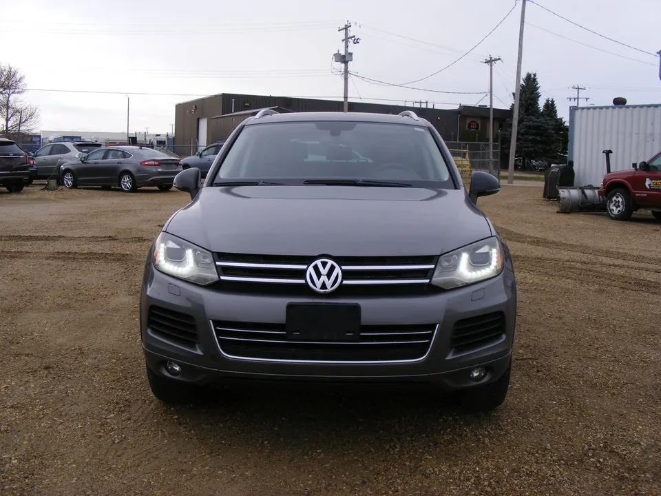Volkswagen Touareg 2014 photo 2