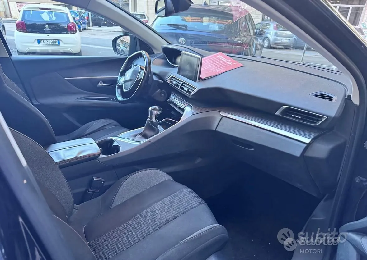 Peugeot 3008 2018 photo 3