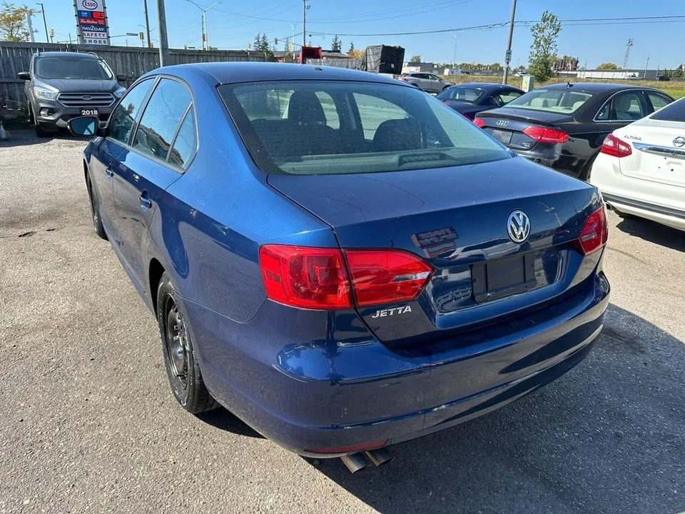 Volkswagen Jetta 2014 photo 3