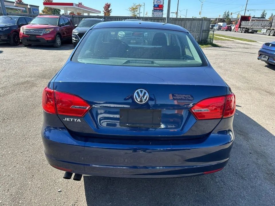 Volkswagen Jetta 2014 photo 4