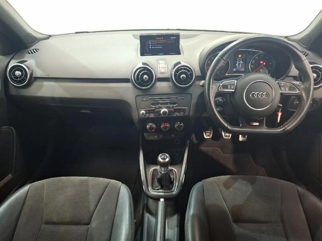 Audi A1 2018 photo 3