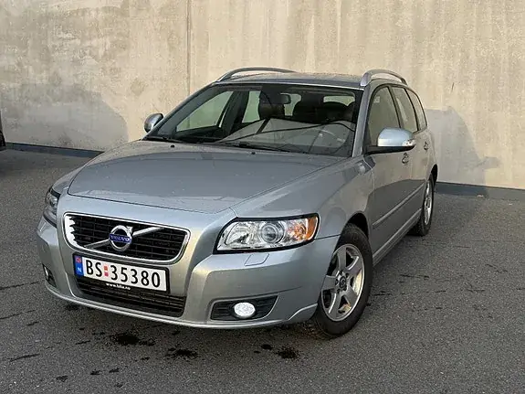 Volvo V50 2011 photo 4